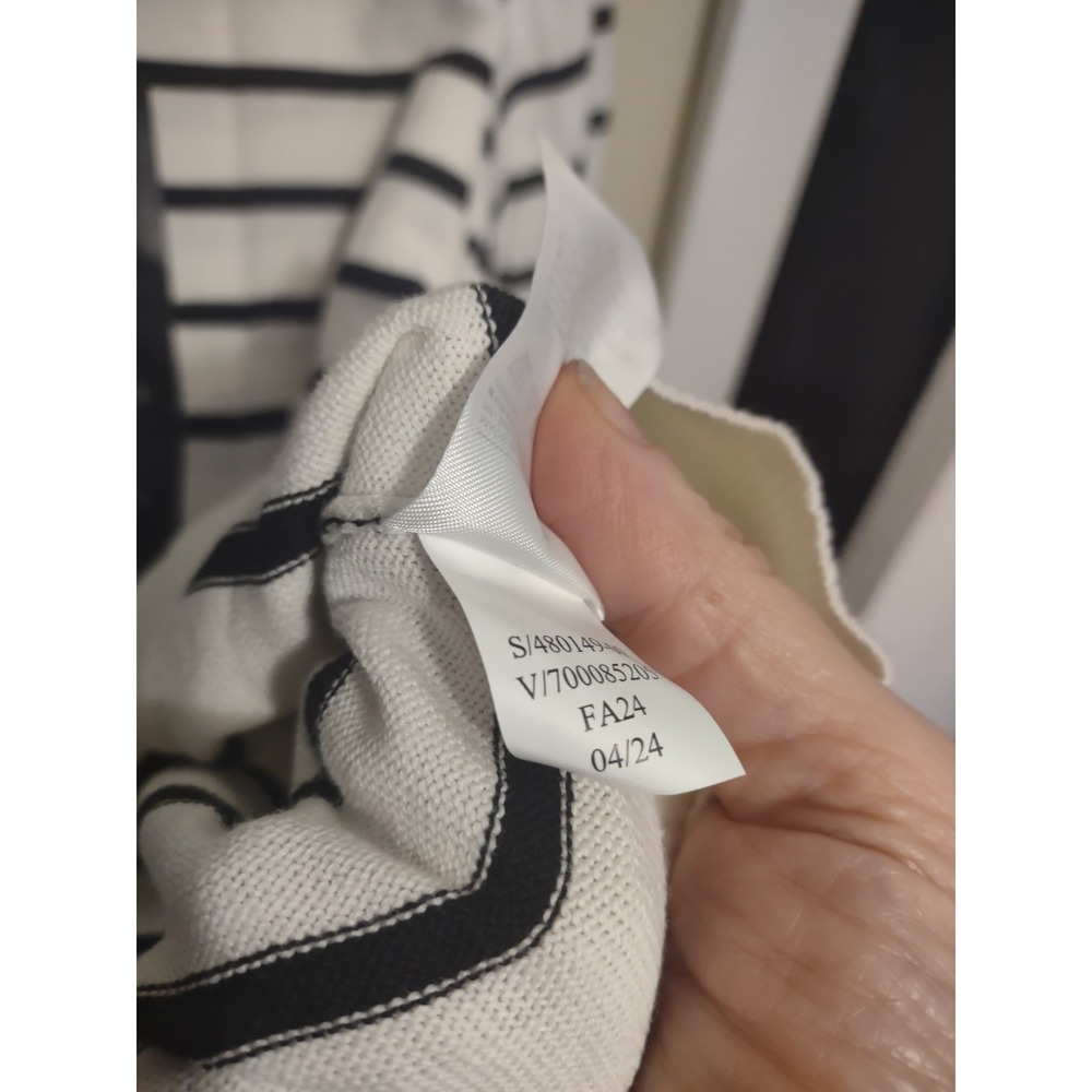 Banana Republic Factory Forever Sweater XL Preppy Classic Minimalist‎ Office - Picture 6 of 7